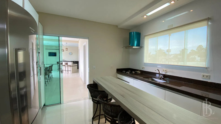 Imagem Casa com 3 Quartos à Venda, 387 m² em Cedros - Camboriú