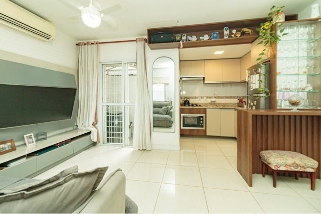 Imagem Casa com 2 Quartos à Venda, 78 m² em Jardim Carvalho - Porto Alegre