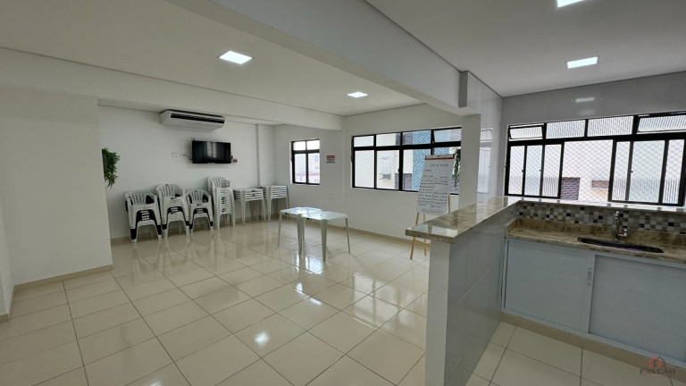 Imagem Apartamento com 2 Quartos à Venda, 80 m² em Pompéia - Santos