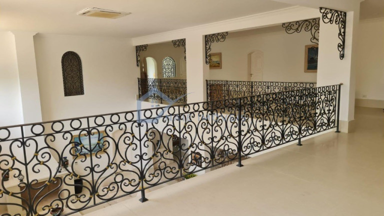 Imagem Sobrado com 7 Quartos à Venda,  em Jardim Acapulco - Guarujá