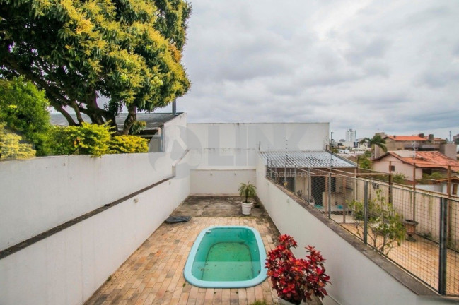 Imagem Casa com 4 Quartos à Venda, 455 m² em Chácara Das Pedras - Porto Alegre