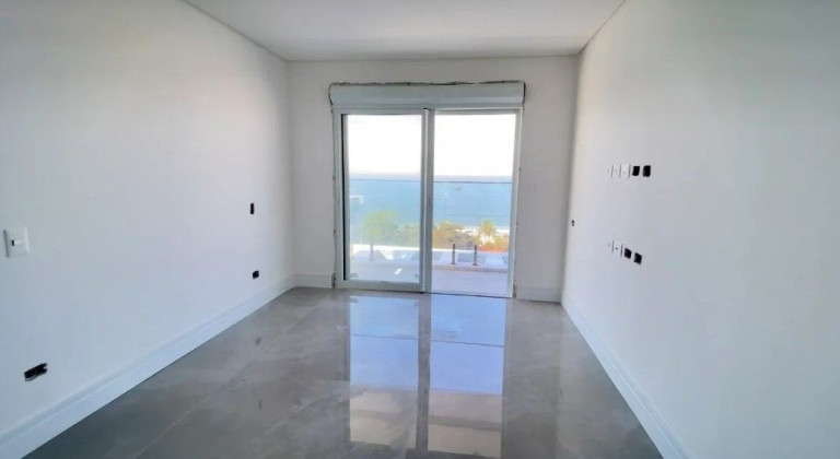 Imagem Apartamento com 3 Quartos à Venda, 200 m² em Centro - Guaratuba Imagem Apartamento com 3 Quartos à Venda, 200 m² em Centro - Guaratuba
