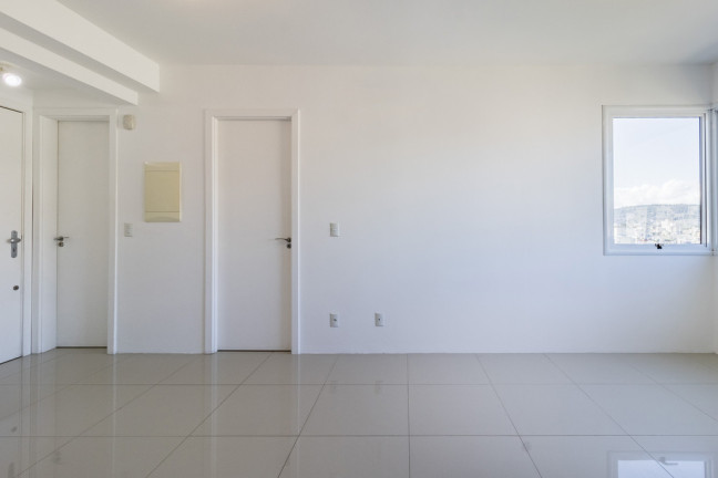Imagem Imóvel com 1 Quarto à Venda, em Petrópolis - Porto Alegre Imagem Imóvel com 1 Quarto à Venda, em Petrópolis - Porto Alegre