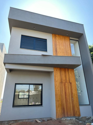 Sobrado com 3 Quartos à Venda, 113 m² em Feitoria - São Leopoldo