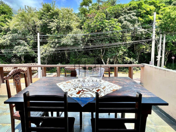 Imagem Sobrado com 4 Quartos à Venda, 241 m² em Cigarras - São Sebastião