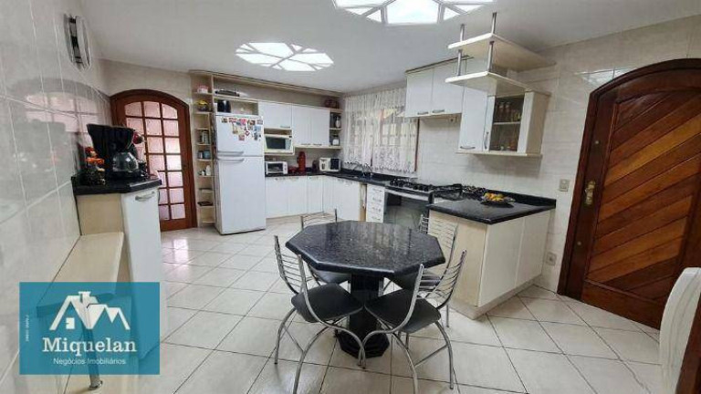 Imagem Sobrado com 3 Quartos à Venda, 300 m² em Vila Costa Melo - São Paulo