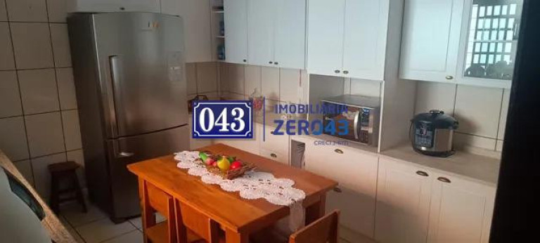 Imagem Casa com 3 Quartos à Venda, 120 m² em Residencial Abussafe - Londrina