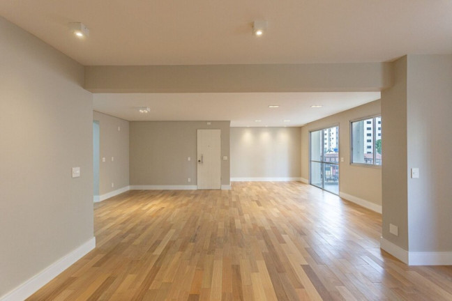 Imagem Apartamento com 2 Quartos à Venda, 161 m² em Moema - São Paulo