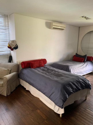 Imagem Casa com 3 Quartos à Venda, 340 m² em Campo Belo - São Paulo Imagem Casa com 3 Quartos à Venda, 340 m² em Campo Belo - São Paulo