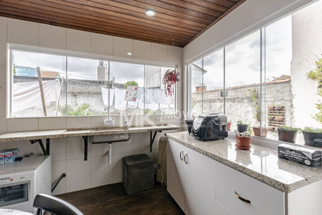 Imagem Sobrado com 4 Quartos à Venda, 276 m² em Capão Da Imbuia - Curitiba Imagem Sobrado com 4 Quartos à Venda, 276 m² em Capão Da Imbuia - Curitiba