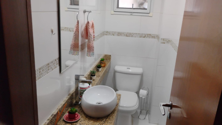 Imagem Imóvel com 2 Quartos à Venda, 90 m² em Boqueirão - Praia Grande Imagem Imóvel com 2 Quartos à Venda, 90 m² em Boqueirão - Praia Grande