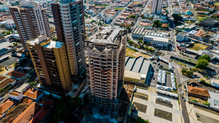 Apartamento com 3 Quartos à Venda, 95 m² em Centro - Franca