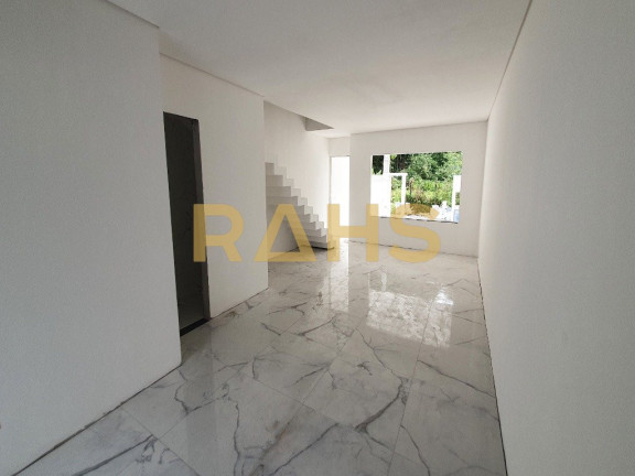 Imagem Casa com 2 Quartos à Venda, 130 m² em América - Joinville Imagem Casa com 2 Quartos à Venda, 130 m² em América - Joinville