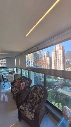 Imagem Apartamento com 4 Quartos à Venda, 148 m² em Barra Da Tijuca - Rio De Janeiro