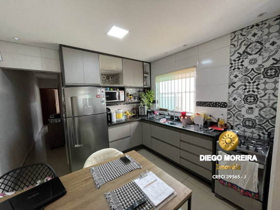 Imagem Casa com 2 Quartos à Venda, 125 m² em Terra Preta - Mairiporã Imagem Casa com 2 Quartos à Venda, 125 m² em Terra Preta - Mairiporã