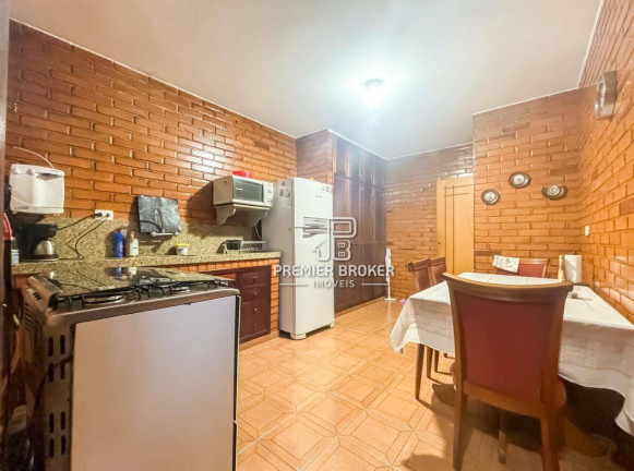 Imagem Casa com 4 Quartos à Venda, 128 m² em Granja Guarani - Teresópolis