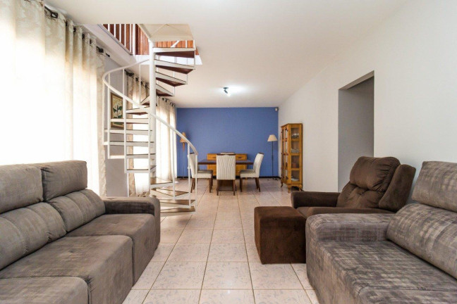 Imagem Casa com 4 Quartos à Venda, 270 m² em Ferraria - Campo Largo Imagem Casa com 4 Quartos à Venda, 270 m² em Ferraria - Campo Largo