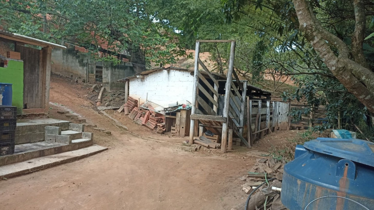 Imagem Chácara com 3 Quartos à Venda, 300 m² em Vila Amelia - Paraibuna Imagem Chácara com 3 Quartos à Venda, 300 m² em Vila Amelia - Paraibuna