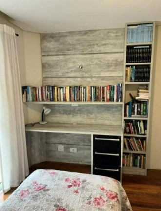 Imagem Casa com 3 Quartos à Venda, 250 m² em São Lourenço - Curitiba Imagem Casa com 3 Quartos à Venda, 250 m² em São Lourenço - Curitiba