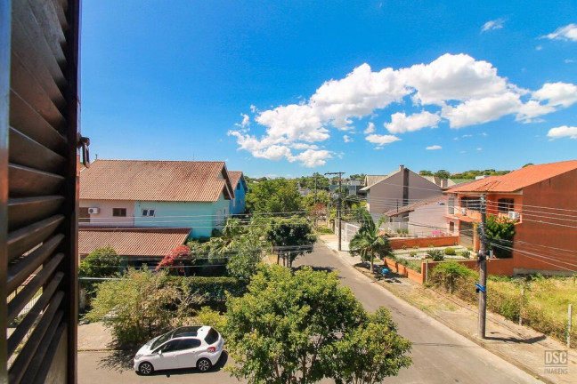 Imagem Casa com 3 Quartos à Venda, 150 m² em Guarujá - Porto Alegre