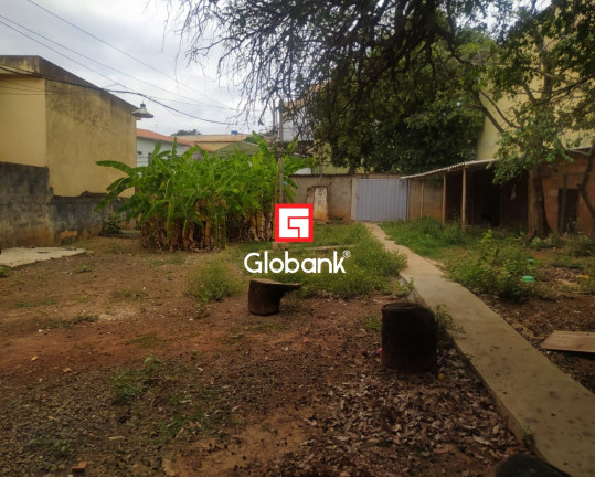 Imagem Terreno à Venda, 602 m² em Roxo Verde - Montes Claros