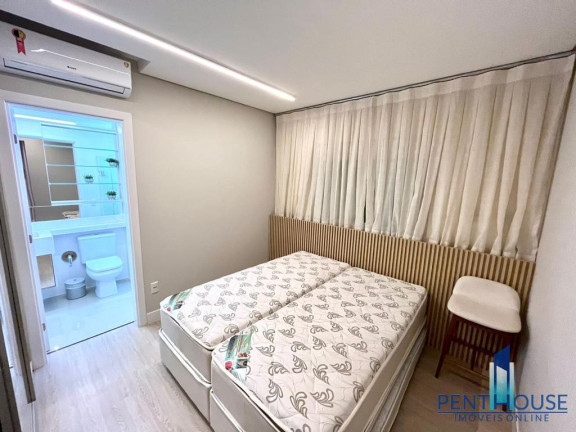 Imagem Apartamento com 3 Quartos à Venda, 113 m² em Centro - Balneário Camboriú Imagem Apartamento com 3 Quartos à Venda, 113 m² em Centro - Balneário Camboriú