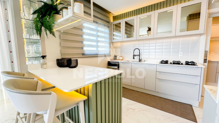 Imagem Apartamento à Venda, 130 m² em Meia Praia - Itapema Imagem Apartamento à Venda, 130 m² em Meia Praia - Itapema