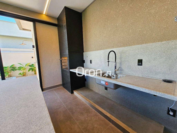 Imagem Casa com 4 Quartos à Venda, 232 m² em Portal Do Sol Garden - Goiânia