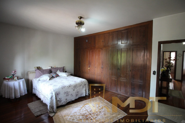 Imagem Casa com 5 Quartos à Venda, 400 m² em Vila Cloris - Belo Horizonte