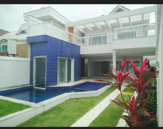 Imagem Casa com 6 Quartos à Venda, 350 m² em Recreio Dos Bandeirantes - Rio De Janeiro Imagem Casa com 6 Quartos à Venda, 350 m² em Recreio Dos Bandeirantes - Rio De Janeiro