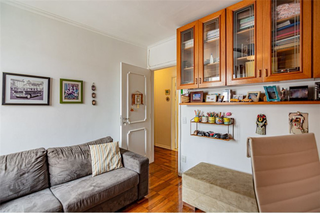 Imagem Imóvel com 3 Quartos à Venda, em Higienópolis - São Paulo Imagem Imóvel com 3 Quartos à Venda, em Higienópolis - São Paulo