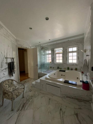 Imagem Casa com 5 Quartos à Venda, 750 m² em Alphaville - Barueri Imagem Casa com 5 Quartos à Venda, 750 m² em Alphaville - Barueri
