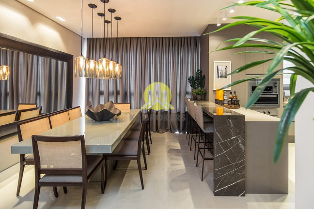 Imagem Apartamento com 4 Quartos à Venda, 143 m² em Centro - Balneário Camboriú Imagem Apartamento com 4 Quartos à Venda, 143 m² em Centro - Balneário Camboriú