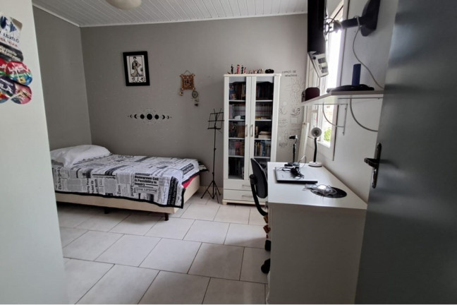 Imagem Casa com 3 Quartos à Venda, 215 m² em Jardim Algarve - Alvorada