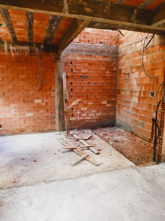 Imagem Sobrado com 3 Quartos à Venda, 120 m² em Uberaba - Curitiba Imagem Sobrado com 3 Quartos à Venda, 120 m² em Uberaba - Curitiba