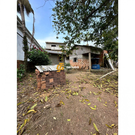 Casa à Venda, 728 m² em Rio Pequeno - Camboriú
