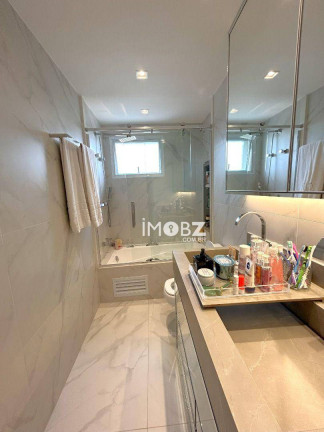 Imagem Imóvel com 4 Quartos à Venda, 128 m² em Vila Andrade - São Paulo