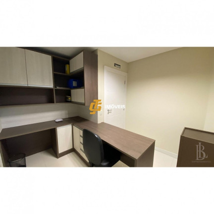 Imagem Casa com 3 Quartos à Venda, 387 m² em Areias - Camboriú