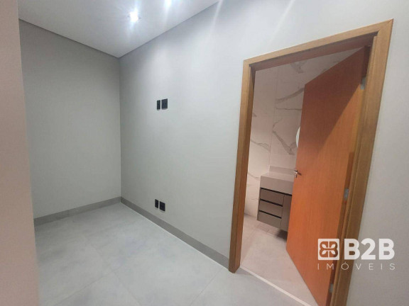 Imagem Casa com 3 Quartos à Venda, 195 m² em Quinta Ranieri - Bauru Imagem Casa com 3 Quartos à Venda, 195 m² em Quinta Ranieri - Bauru