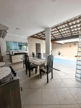 Imagem Casa com 4 Quartos à Venda, 245 m² em Morada De Laranjeiras - Serra