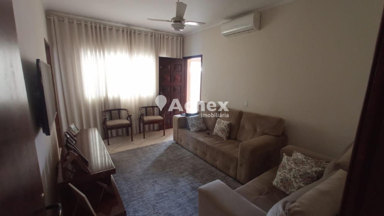Imagem Casa com 3 Quartos à Venda, 160 m² em Vila Costa E Silva - Campinas Imagem Casa com 3 Quartos à Venda, 160 m² em Vila Costa E Silva - Campinas