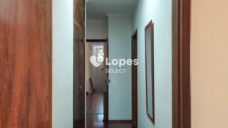 Imagem Casa com 3 Quartos à Venda, em Jardim Celani - Valinhos Imagem Casa com 3 Quartos à Venda, em Jardim Celani - Valinhos