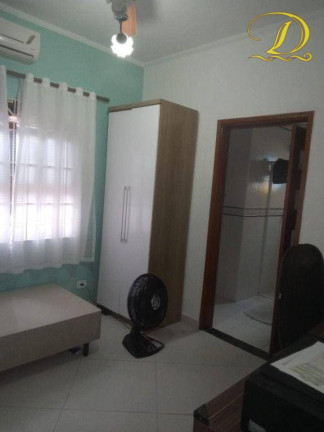 Imagem Casa com 3 Quartos à Venda, 250 m² em Solemar - Praia Grande