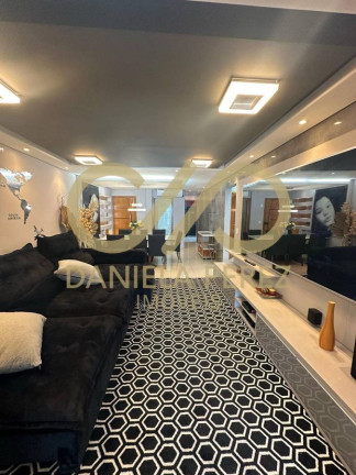 Apartamento com 3 Quartos à Venda, 196 m² em Aviação - Praia Grande