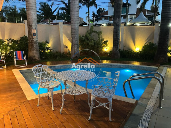Imagem Casa com 3 Quartos à Venda, 242 m² em Jardim Patrícia - Mogi Mirim Imagem Casa com 3 Quartos à Venda, 242 m² em Jardim Patrícia - Mogi Mirim