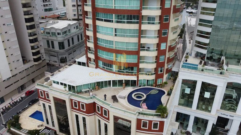 Imagem Apartamento com 4 Quartos à Venda, 900 m² em Centro - Balneário Camboriú
