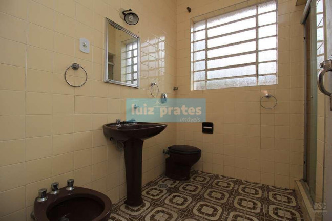 Imagem Casa com 4 Quartos à Venda, 200 m² em Medianeira - Porto Alegre