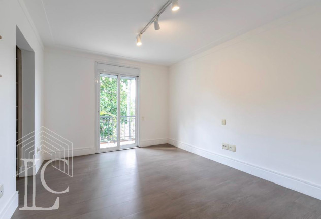 Imagem Casa com 4 Quartos à Venda, 720 m² em Alto Da Boa Vista - São Paulo