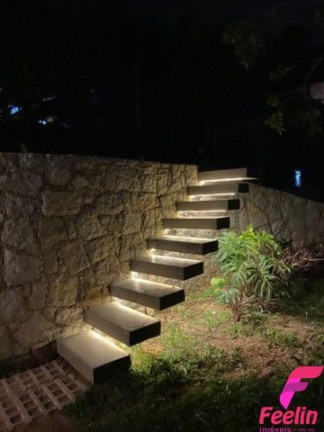 Imagem Casa com 2 Quartos à Venda, 100 m² em Ribeirão Da Ilha - Florianópolis Imagem Casa com 2 Quartos à Venda, 100 m² em Ribeirão Da Ilha - Florianópolis