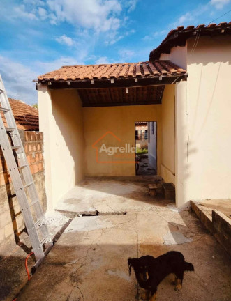 Imagem Casa com 2 Quartos à Venda, 250 m² em Parque Das Laranjeiras - Mogi Mirim